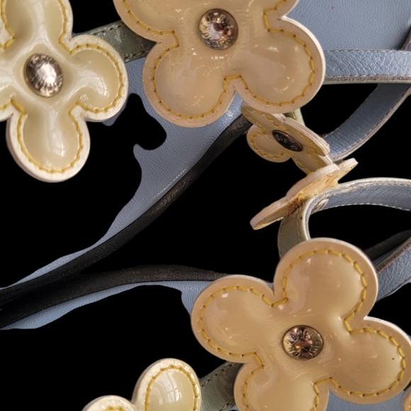 LOUIS VUITTION Sandals Blue with Cream Colored Flower  Size 39.5 - US 9.5 - Picture 5 of 10